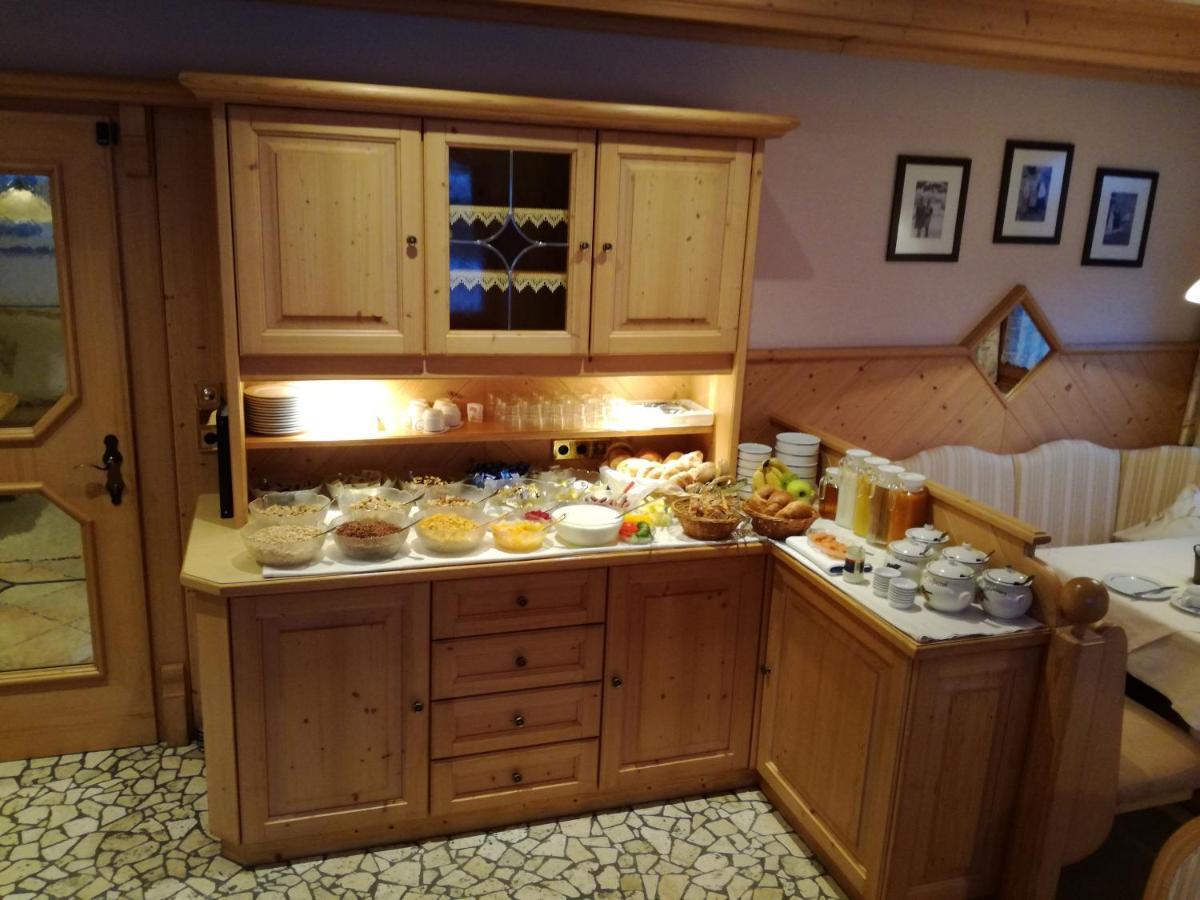 Hotel Garni Apart Tina Ischgl Ngoại thất bức ảnh