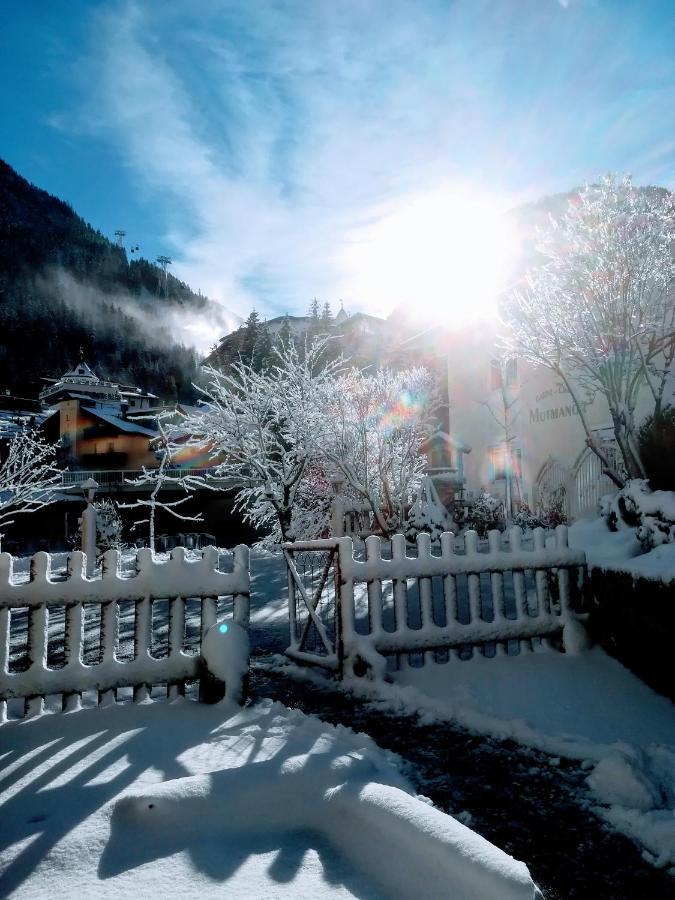 Hotel Garni Apart Tina Ischgl Ngoại thất bức ảnh
