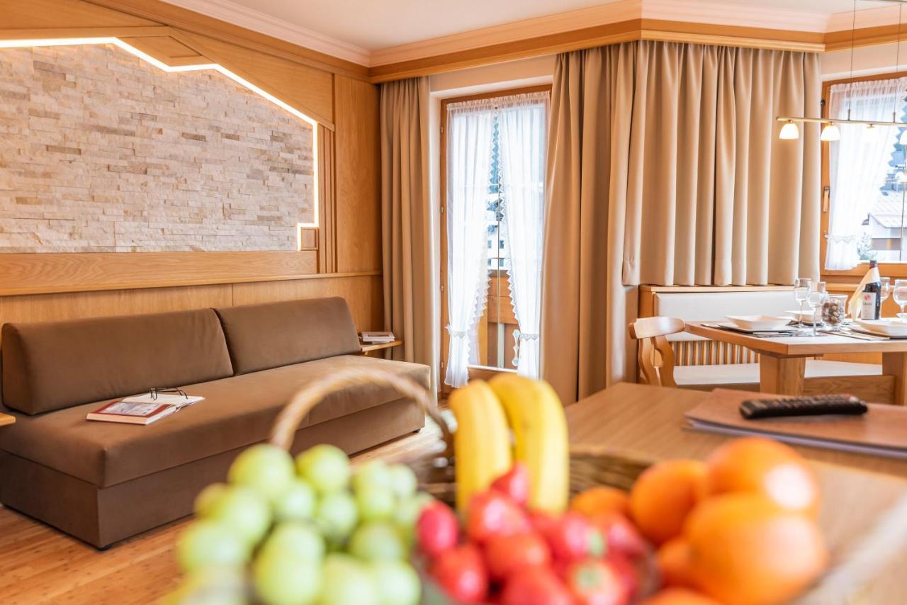 Hotel Garni Apart Tina Ischgl Ngoại thất bức ảnh