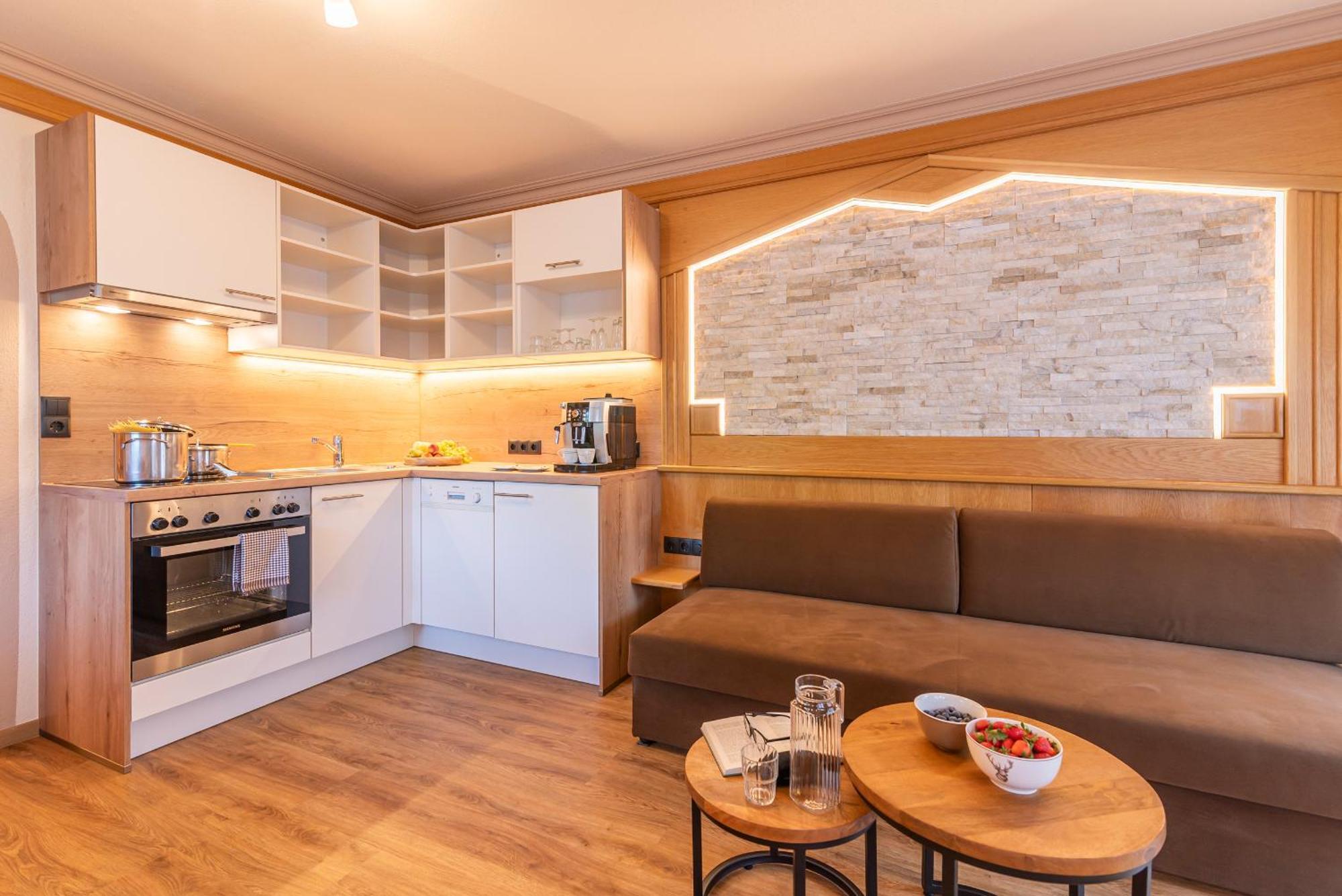 Hotel Garni Apart Tina Ischgl Ngoại thất bức ảnh