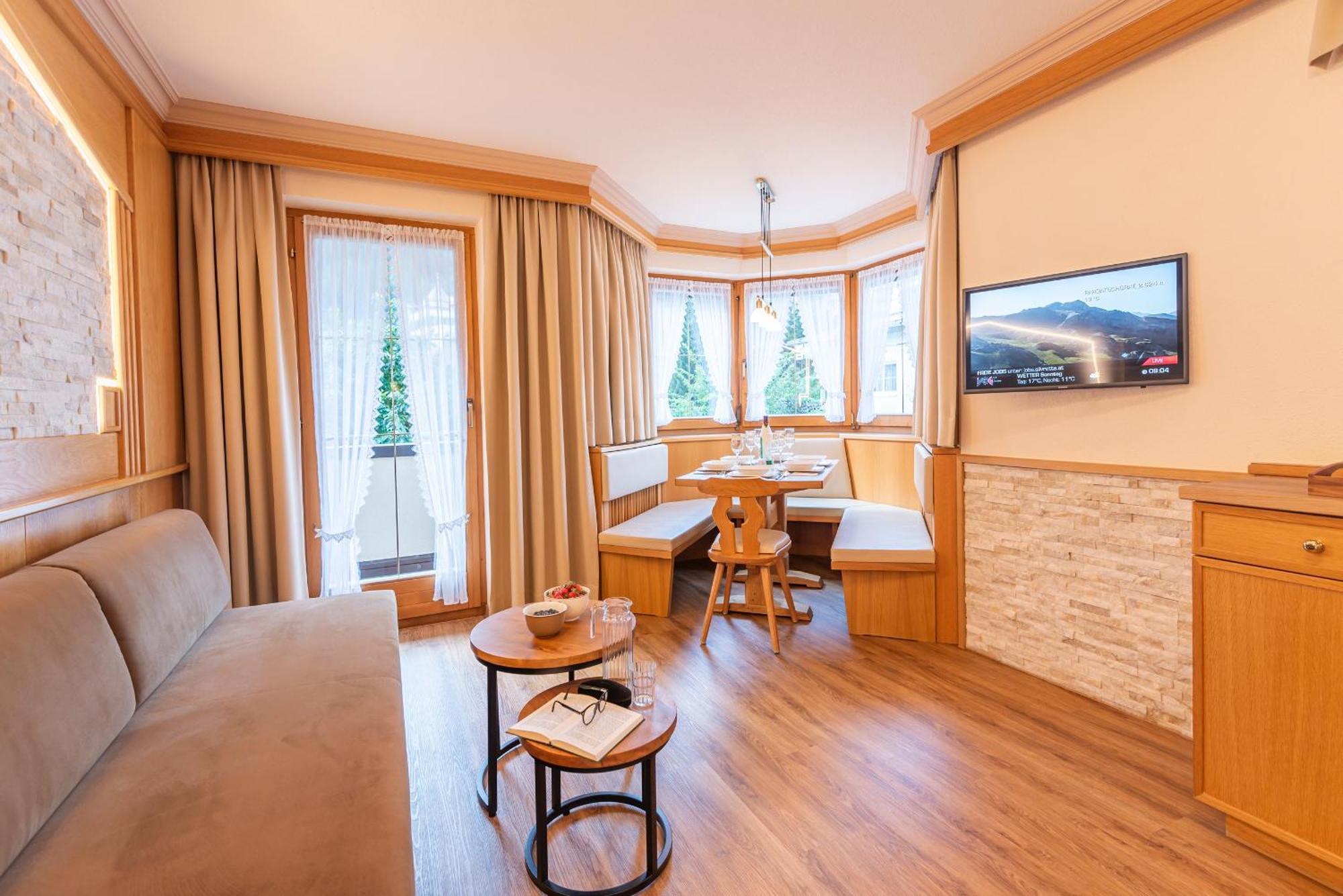 Hotel Garni Apart Tina Ischgl Ngoại thất bức ảnh