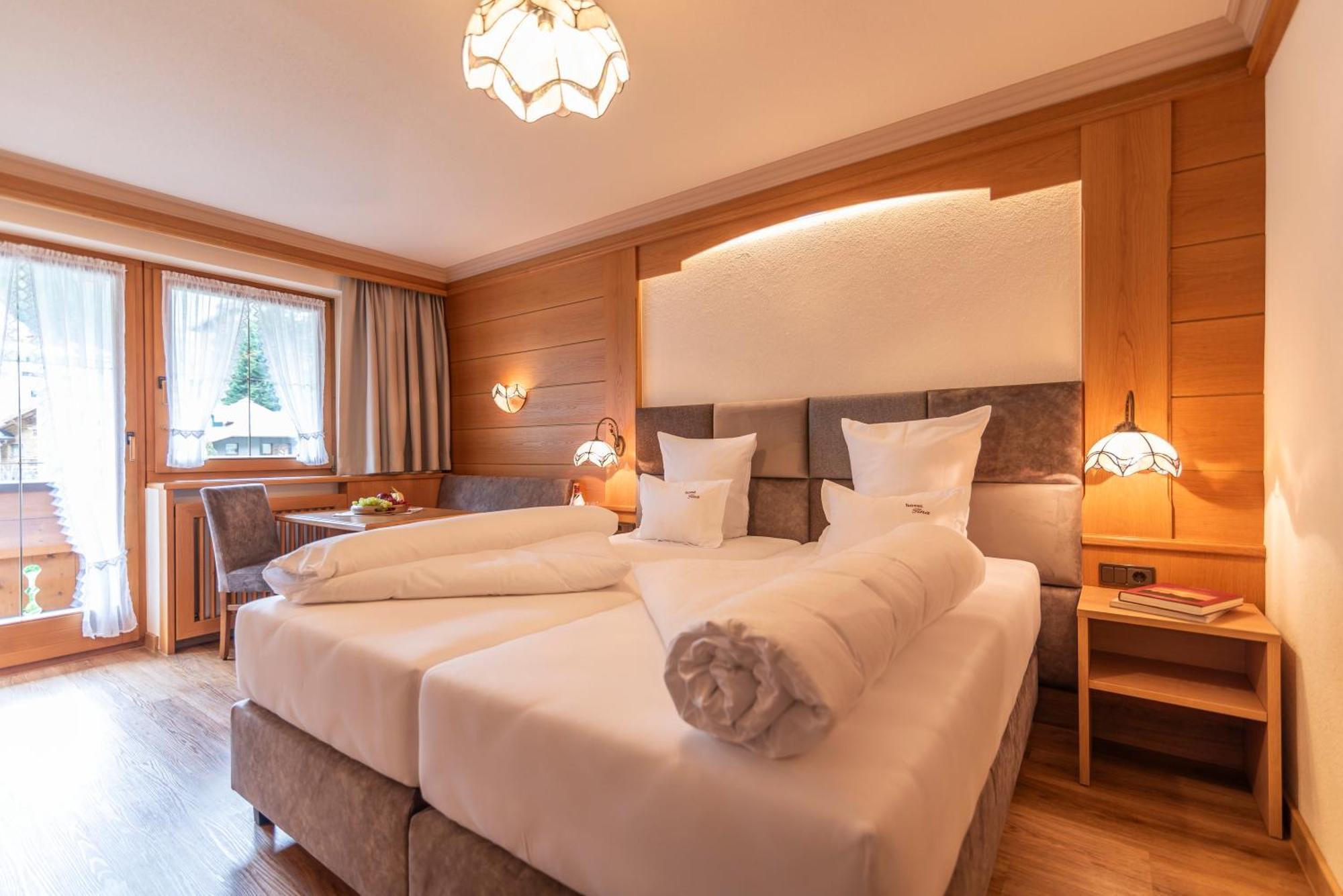Hotel Garni Apart Tina Ischgl Ngoại thất bức ảnh
